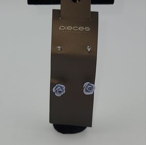 Fashion dainty periwinkle flower earrings and stud set